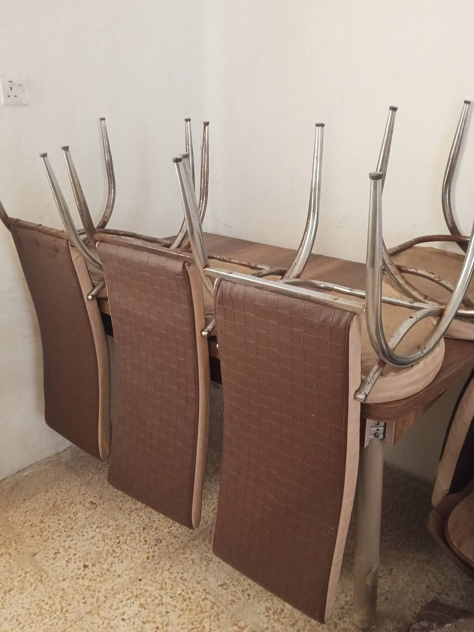 ميز طعام مع كراسي مالو السعر 40الف


**إذا كنت صاحب هذا الإعلان وتريد حذفه لأي سبب، رجاءا أرسل رسالة إلى الدعم الفني**