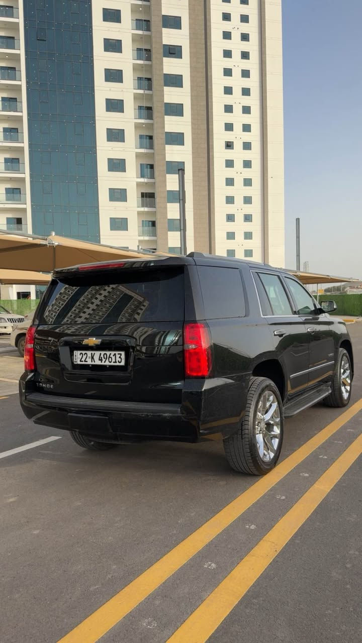 السلام عليكم 
تاهو 2018 
خليجي ls
حساس امامي خلفي 
شاشه قاصه 
ويل 22 مال برايمر
السياره بالحقيقه احلى من الصور
السياره بيها صبغ بنيد 
وجاملغ بارد+ جاملغ وباب مفتوحات فقط
السعر (30000$) يعني 3 شدات وبيها مجال 
مكان السياره :بغداد العامريه  
للاستفسار:*********** بغداد, العراق
