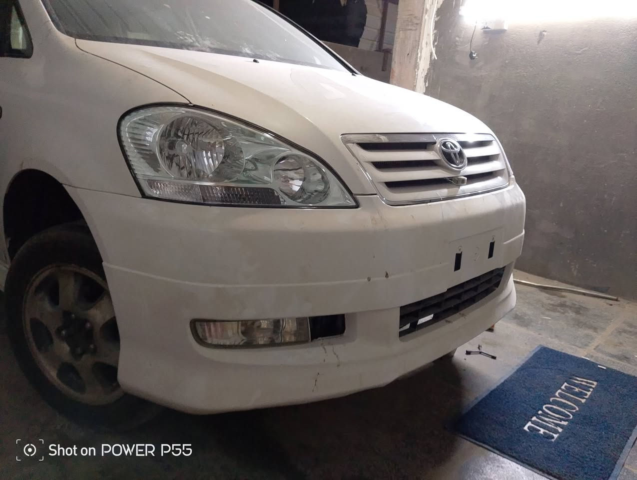 سلام عليكم. للبيع ابسم مديل 2001 توويل ادوات السيارة حاوية كفالة عامة عده هاي الطخه موضحه بلصوره تخم تاير جديد ويلكب جديد حداده زيرو تدفئة تبريد شرط على وضع الشركه غرفه جديده كير5 نمر مكينه بيها صوت سياره ماعايزه بس مكينه فقط السعر 68 قفل ***********
