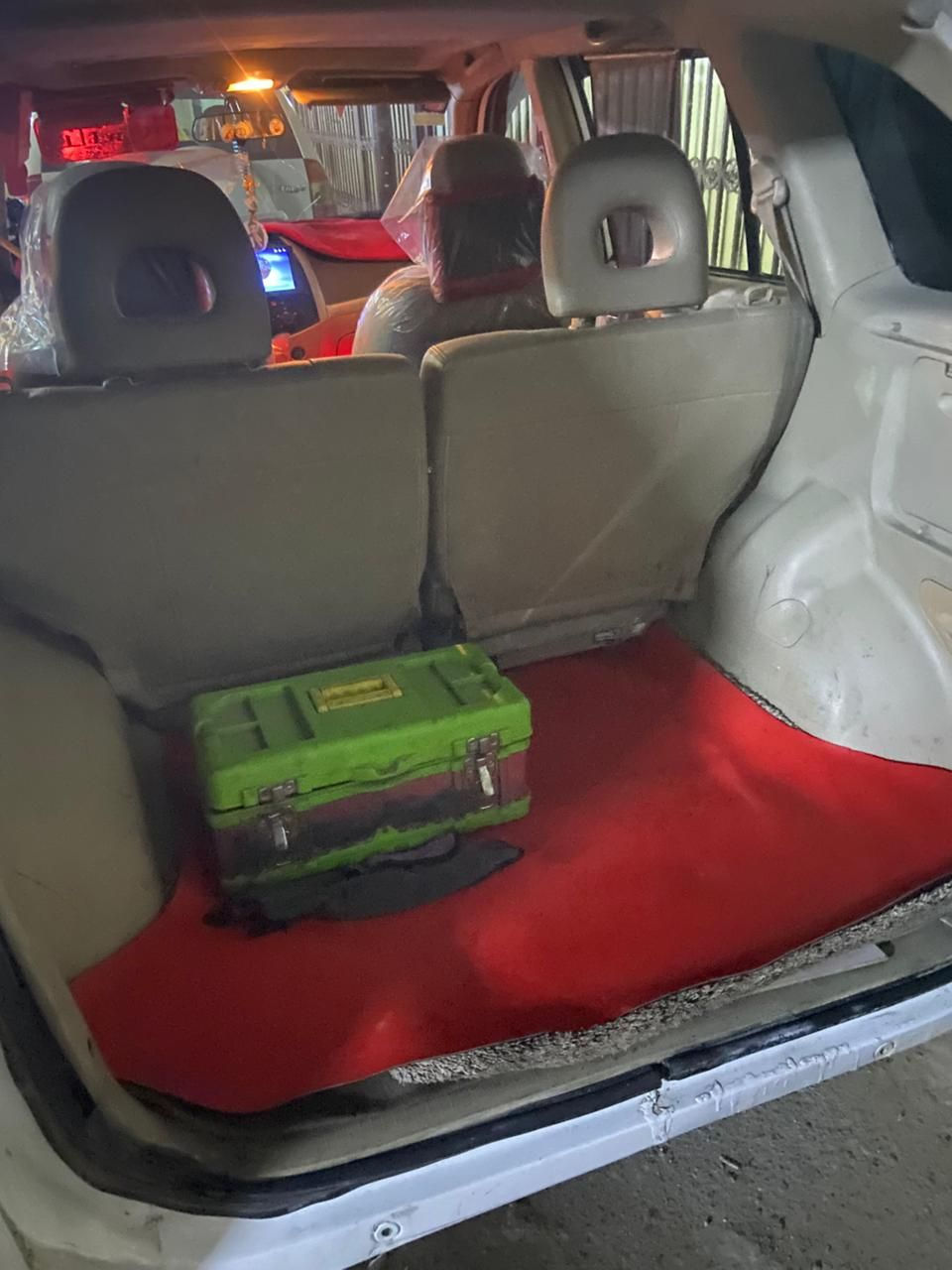 تيكو ٢٠١١ رقم انكليزي باسمي كير ومحرك جدد بيها قطع صبغ ابيع حزام دواخل جديده عارضها ٥٥ وبيها مجال تلفون *********** واتساب
