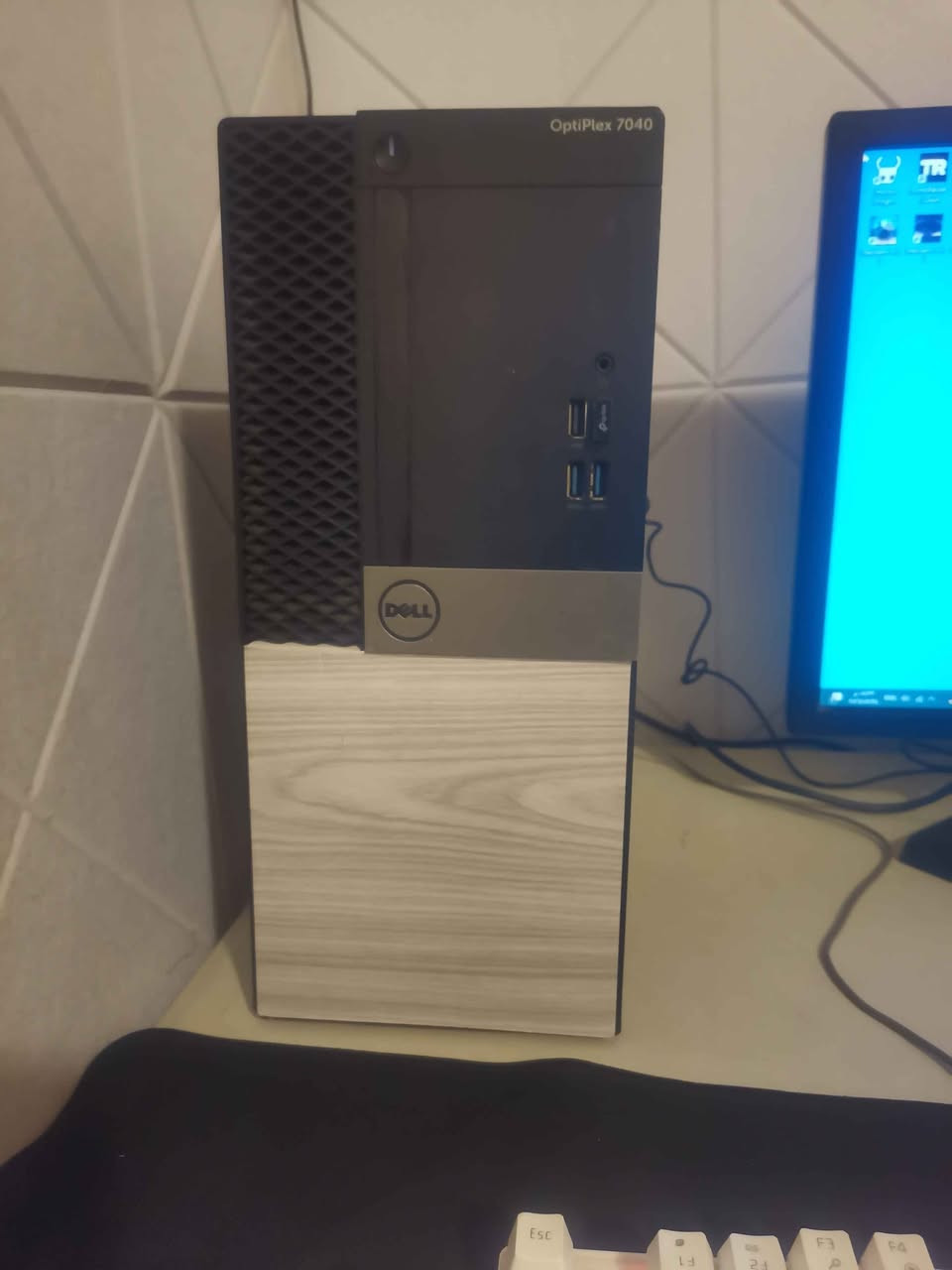 كيس للدراسه والكيمنك
مواصفاته
1- كوراي I7-6700
2-الرام 8كيكا ddr4
3-كرت شاشه خارجي gtx750ti 2g
4-الهارد hdd500g وتكدر تطوره ssd
ومعاه ملحقاته مثل ماوس وكيبورد وصله واي فاي وشاشه وكيبلاته كامله
السعر 250 مكاني بصره زبير ما عندي توصيل الزبير, البصرة


**إذا كنت صاحب هذا الإعلان وتريد حذفه لأي سبب، رجاءا أرسل رسالة إلى الدعم الفني**