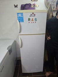 ثلاجه • ١٨ قدم • بلا عطل