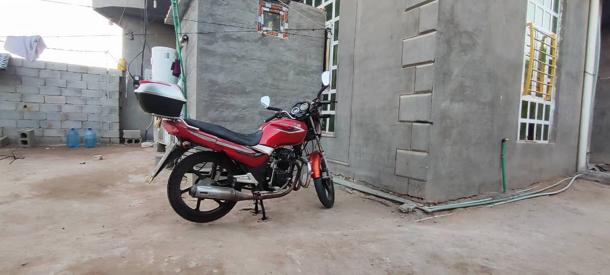 سايم للبيع مكمرك كامل وراق جاهزه
المكان العامريه الصمود 
***********
‏‪0786 072 4540‬‏
