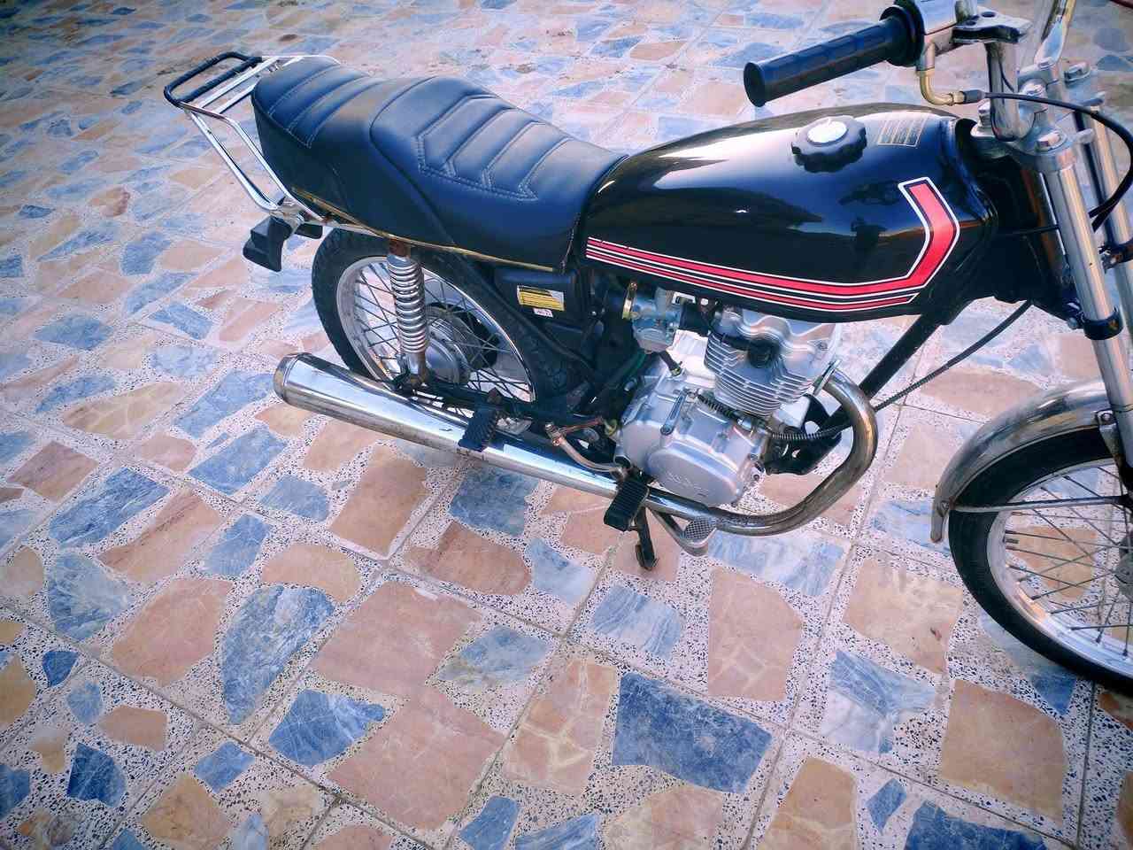 السلام عليكم دراجه للبيع اوراق اصولي ناما اصلي السعر السعر 750 وبيها مجال اتصال ***********
