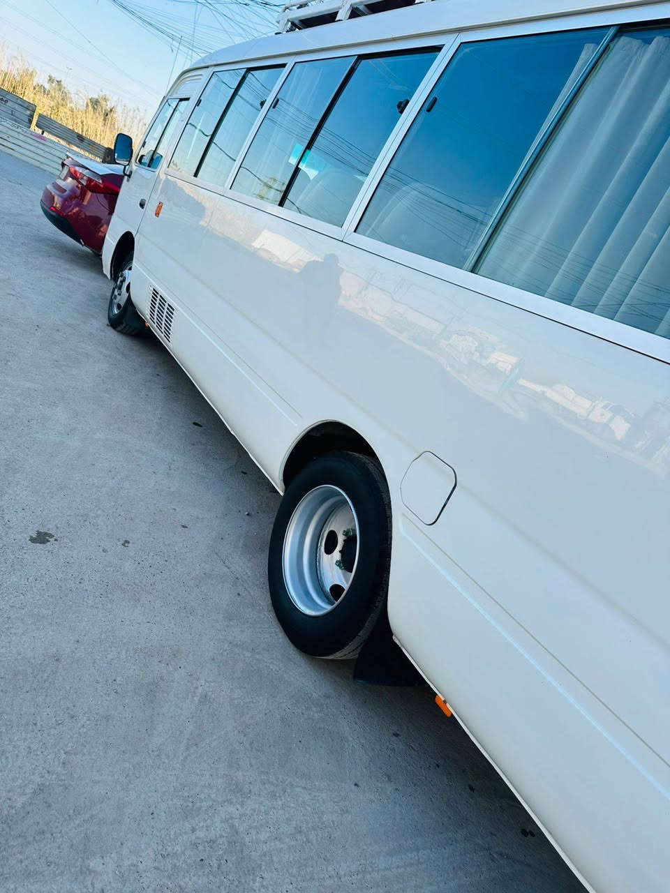 السلام عليكم شباب كوستر موديل 2011 السياره جاهزه اي نقص مابيه كير ومكينه والكسل كفاله صدر الامامي قبل 5 ايام بدالته السياره مصفره هيئة وغرامات تحويل ثاني يوم قلاب ستاركس السعر 260 بل عافيه ع الي يأخذها السياره أمانت الله عبري ممصعد بيها بيها خط مامتواجد ع الفيس مكان سياره بغداد قرب مرور مال حسينيه ***********
