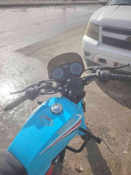 شاينك اوراق نضيفه ما صارله هواي طالعه من وكيل مكفوله مكينه وكهربائياته كله شغاله ما عده كيلو متر واكف سعر مليون وميتين وخمسين وبيه مجال دراجه نضيفه
***********
عنوان جزيره اليوبه شارع الصقر
