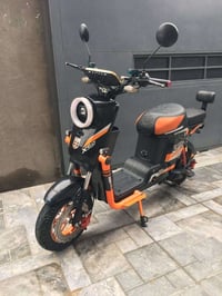 X900 • نظيفة ومرتبة • بطاريات مكفولات