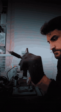 صيانة موبايلات • مركز علي • جميع الأنواع