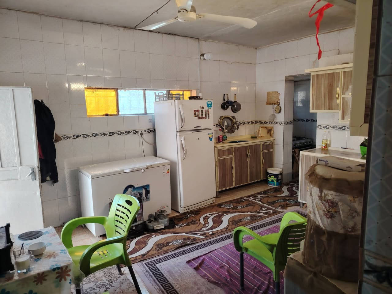 ياالله السلام عليكم بيت للبيع منطقة السراي
المساحة 180 متر طابقين يحتوي على 4 غرف نوم
وهول ومطبخ واستقبال وصحيات داخلية وخارجية وكراج
للاستفسار الاتصال على ***********
***********
