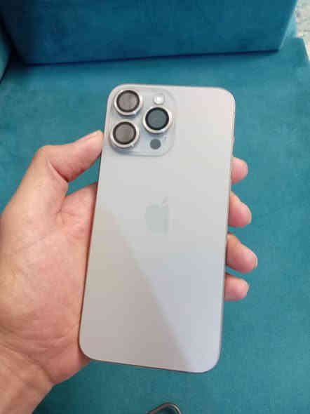 السلام عليكم أيفون 15 برو ماكس 
بطارية ٨٩٪؜

الجهاز كلش نظيف 

كفالة من كلشي 

سعره مليون و٢٢٥
مكاني الناصرية 
***********
