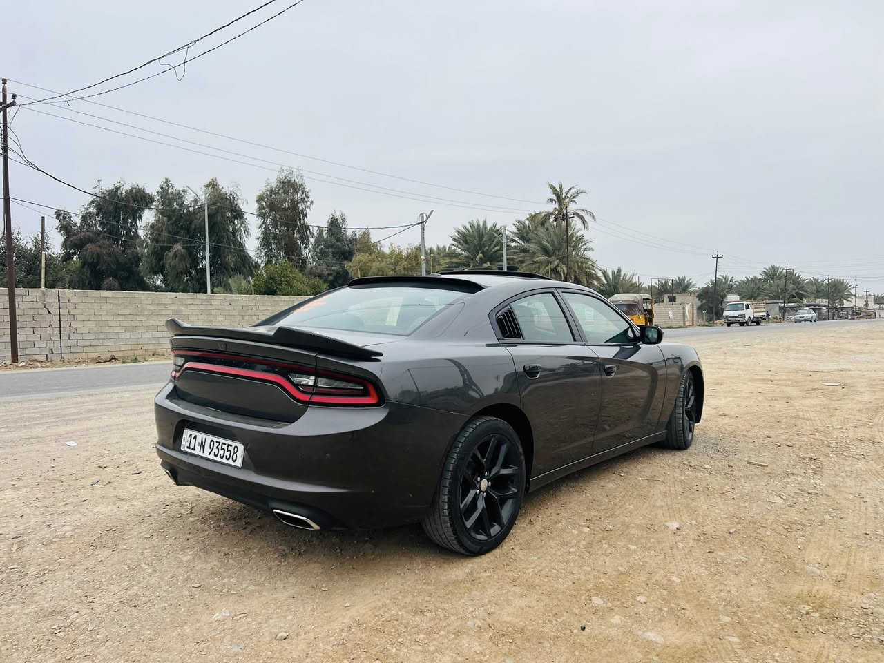 سلام عليكم جارجرموديل19 ضررها قطعه بس جامرلغ امامي يسره رقم دولي بسمي عنوان ديالى مراوس حسب القناعه *********** السعر 220
