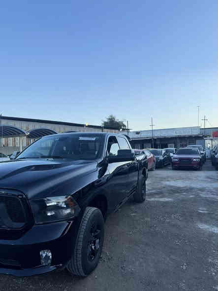 دوج رام كلاسك 2023  
السياره مواصفاته معروفه 
سياره جاهزه للاخير 
محرك كير تبريد فول 
محرك 5700 هيمي 8 سلندر 
ماشيه 22 الف  بدون رقم سياره دخول جديد  
شاشه
تحكم ستيرن
كراسي كهرباء
كأمره دواره
سياره جاهزه ع آخر حبابه بدون نقص 
صور الحادث داخل المنشور جاملغ وباب والبنيد محدثينه
السعر 220وبيه  مجال 
المكان بغداد الحريه الدولعي  

‭0780 047 8880‬
