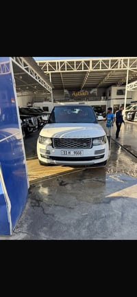 رانج فوك • ٨ سلندر ٥٠٠٠ • جلد احمر