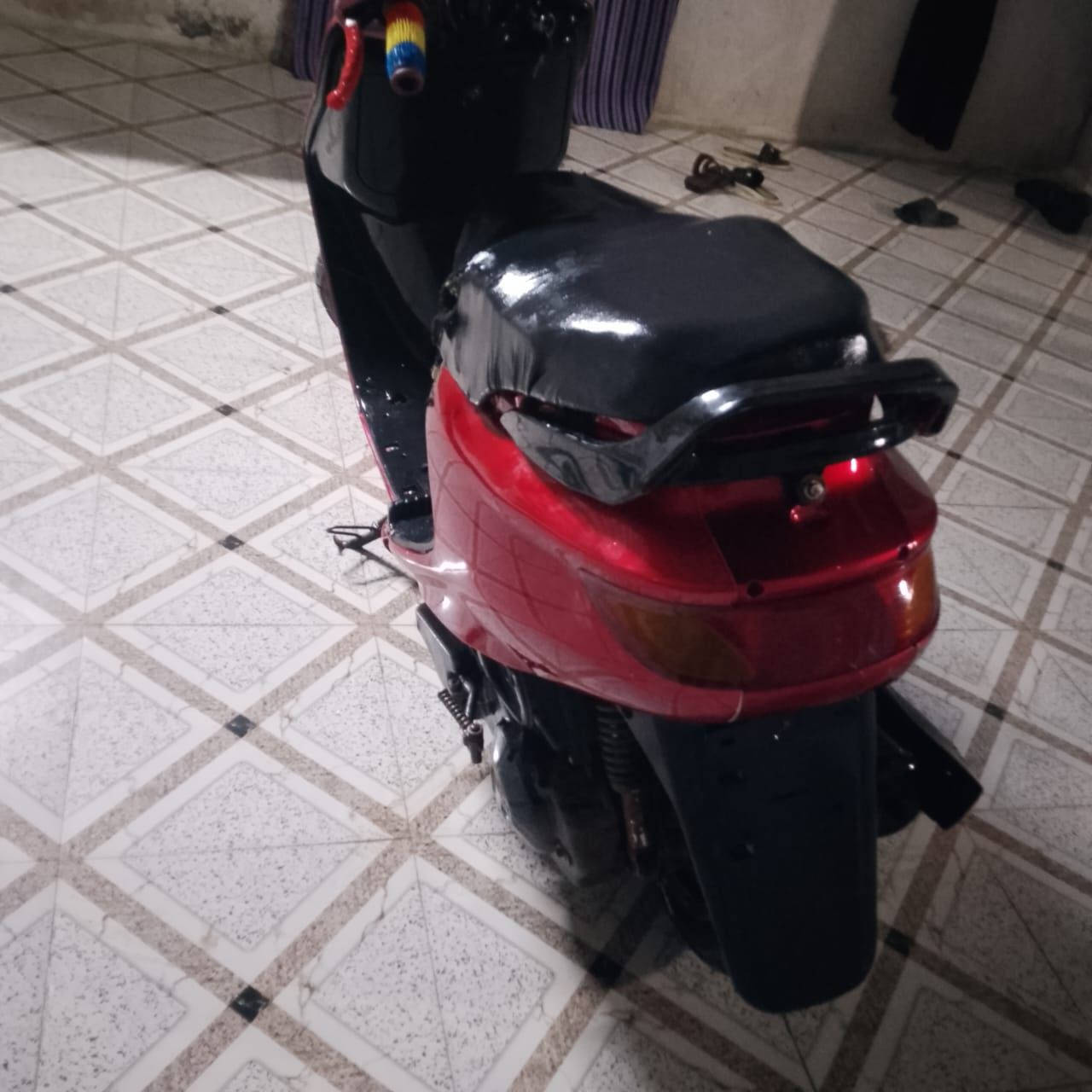 السلام عليكم متاح دراجه فراشه فحل دسك للبيع مكان بلقاسم نعومتها خير من الله ما نقصها اي شي  كله شغال بيع او مراوس حسب القناعه  السعر وباقي التفاصيل خااص او اتصال علا هاذه رقم 

***********
