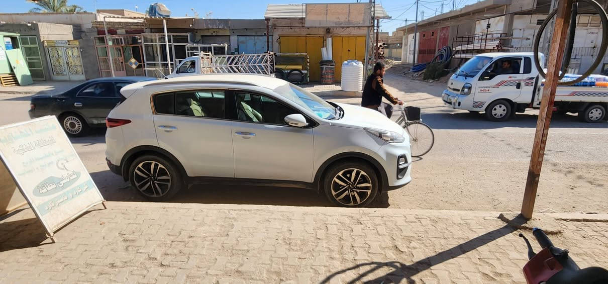 سبورتج ٢٠ خليجي كفاله عمامه ماعده شبر بارد وكم رصعه ناعمه مكان ديوانيه مهناويه
سعر ١٩٥
***********
