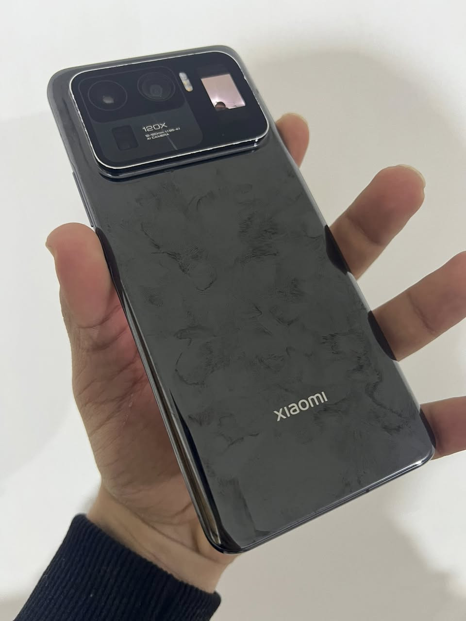 Mi 11 ultra global (256/12)
نسخة عالمية بنضافه ٩٥٪؜ لون اسود 
لمس كأمره اتصال بصمة وجه كله شغال 
خلله الوحيد بصمة الإصبع بسبب تبديل البطارية 
*********** واتساب فقط 
المكان حله السعر مراسلة واتساب
