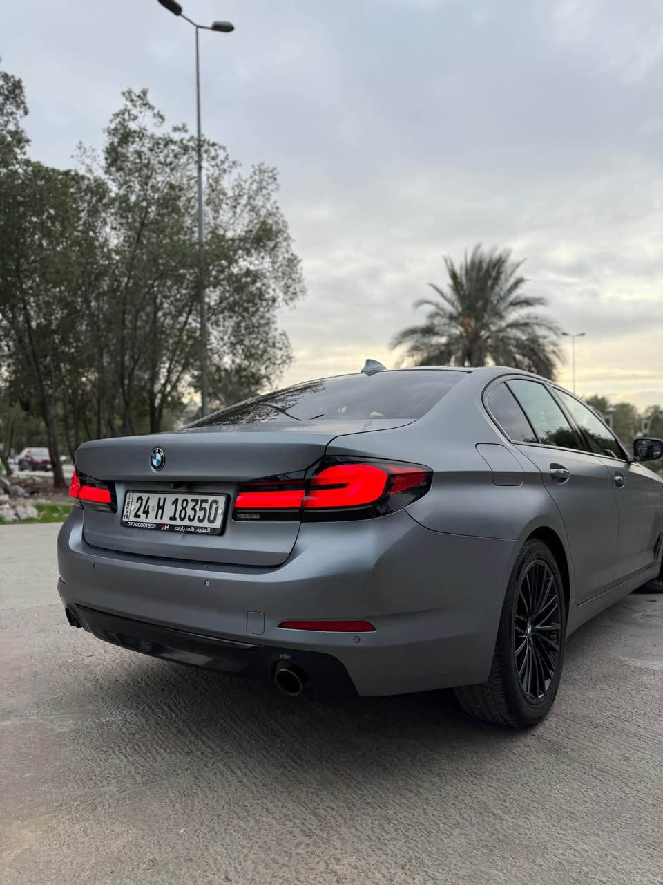 BMW 530i 
Sport line 
رقم شمالي دهوك سنوية باسمي تحويل ثاني يوم 
عليها تغليف ppf طافي ضمان 10 سنوات 
 اللون رصاصي غير محدد 
محرك 4 سلندر تون بور تيربو المرغوب 
بصمة ابواب وبصمة تشغيل 
رادار محيطي 
12 لون داخلي 
داخل حليبي ملكي 
حساس امامي خلفي 
لايت كهربائي الحركة 
تحكم كهربائي للمقاعد الامامية 
وباقي الموصفات المعروفة 
الحادث : 
فقط الدعامية الخلفية بدون لا لغد ولا اير باك ولا اي شي تعتبر كلين 
صفر مسج بغداد, العراق


**إذا كنت صاحب هذا الإعلان وتريد حذفه لأي سبب، رجاءا أرسل رسالة إلى الدعم الفني**