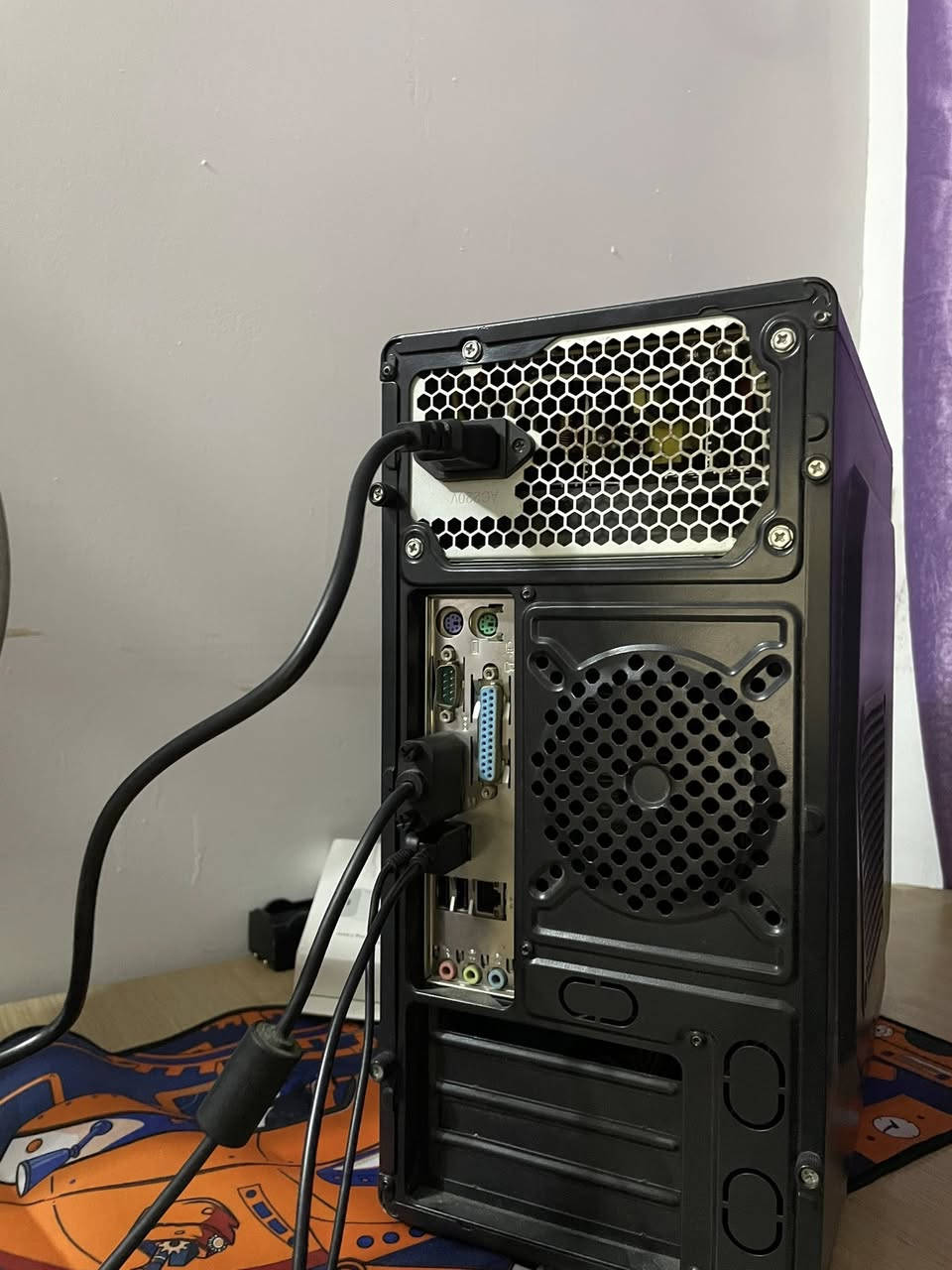 السلام عليكم حاسبة قديمة للبيع قيم وأخذ


**إذا كنت صاحب هذا الإعلان وتريد حذفه لأي سبب، رجاءا أرسل رسالة إلى الدعم الفني**