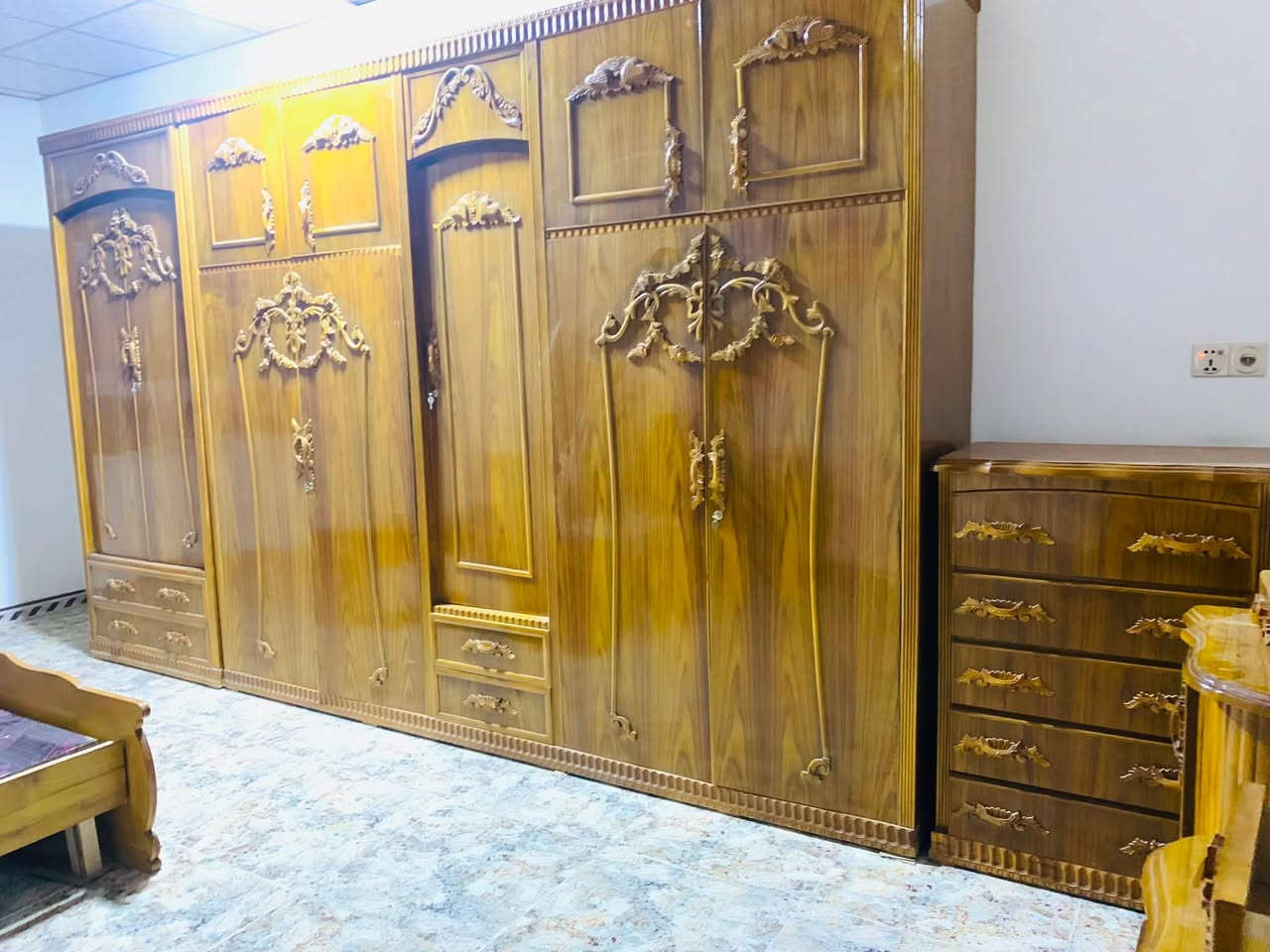 غرفة للبيع السعر ١.٢٥٠.٠٠٠.وبيه مجال مكان الغرفة الديوم


**إذا كنت صاحب هذا الإعلان وتريد حذفه لأي سبب، رجاءا أرسل رسالة إلى الدعم الفني**