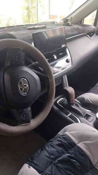 كورلا كروس موديل 2024 بيها حادث ابيع عله حادثها مثل مموضح بصوره  رقم ب...