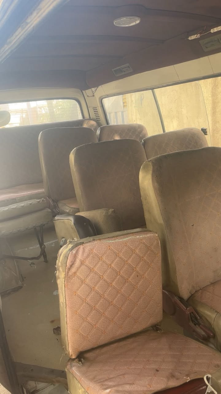 سياره فتون موديل 2012الـسعر 40رقم التليفون ***********
