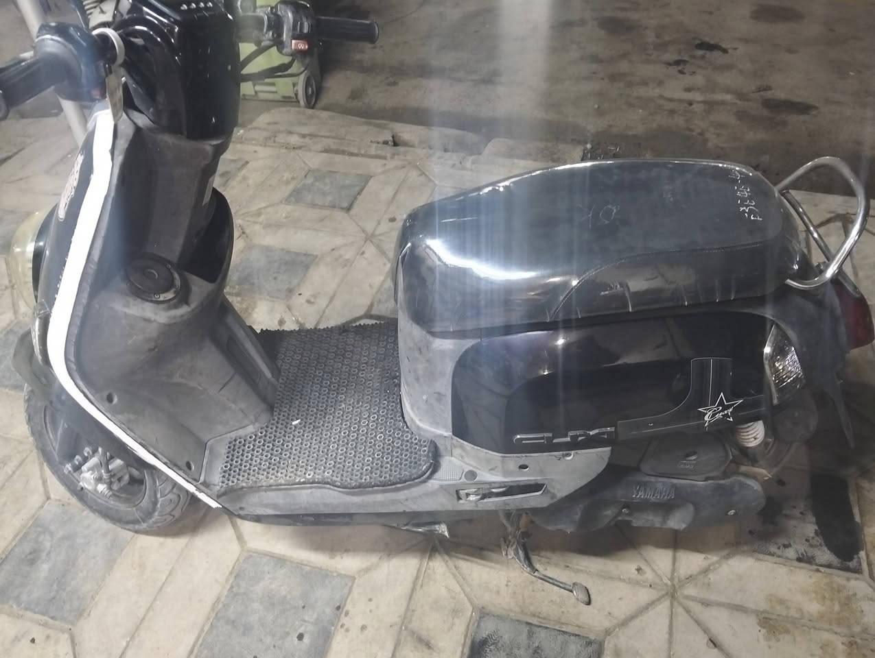 سلام عليكم
بوليسي ما مفتوح نظيف كله شغاله ريده 950
شراي يتصل ***********
