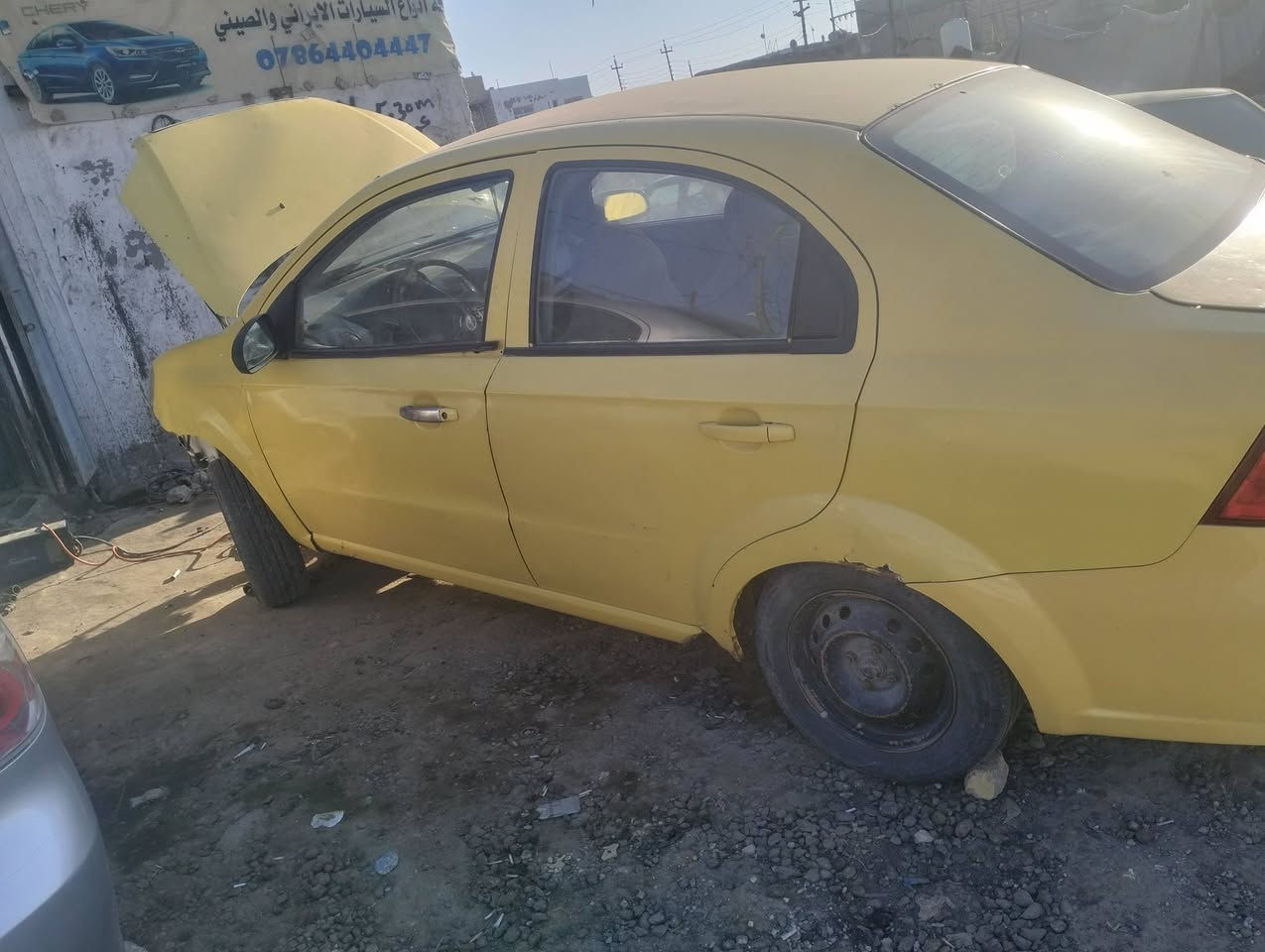 السلام عليكم ورحمة سياره افيو للبيع مكفوله من الضربه رقم ذي قار محرك كايم السعر 25وبي مجال للستفسار الاتصال *********** او واتساب ***********
