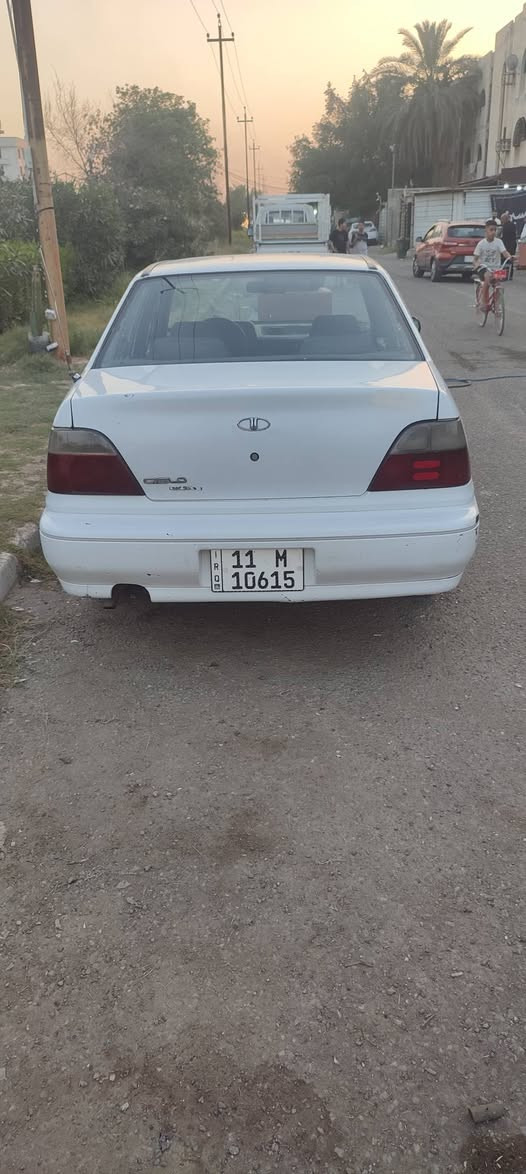 السلام عليكم ..
دايو سيلو موديل ١٩٩٥ 

رقم بغداد الجديد ب اسمي

هزه جديده

سنويه جديده 

مكينه ١٦٠٠ مفتوح 

غرفتها نظيفه كلش 

شديتلها زوج تأيرات خلفيه مال باله 

راديتر جديده 

....

النواقص الي بيها 

اويل بم ميصعد دهن بصوره صحيحه 

البور يرادله تبديل صوندات 

التبريد المنظومه كامله بس كمبريسر 

الكيچ مال بانزين يشكل 
القلايچ منال الگير يرادلهن تعيار
.....

السعر (٢٧) ورقه وبيها مجال 

مكاني بغداد السيديه 

رقمك تلفوني (***********)
