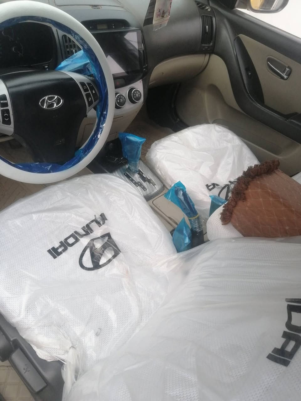 سلام عليكم شباب سياره النتره للبيع او مراوس حسب القناعه رقم نجف موديل 2011مكفوله وجاهزه من كولشي حدادية تخم تاير مكينه 1600دكشن عالي سياره كلش حلوه مكان سياره ديوانية مركز المحافظه الشراري هاذه رقمي ***********
