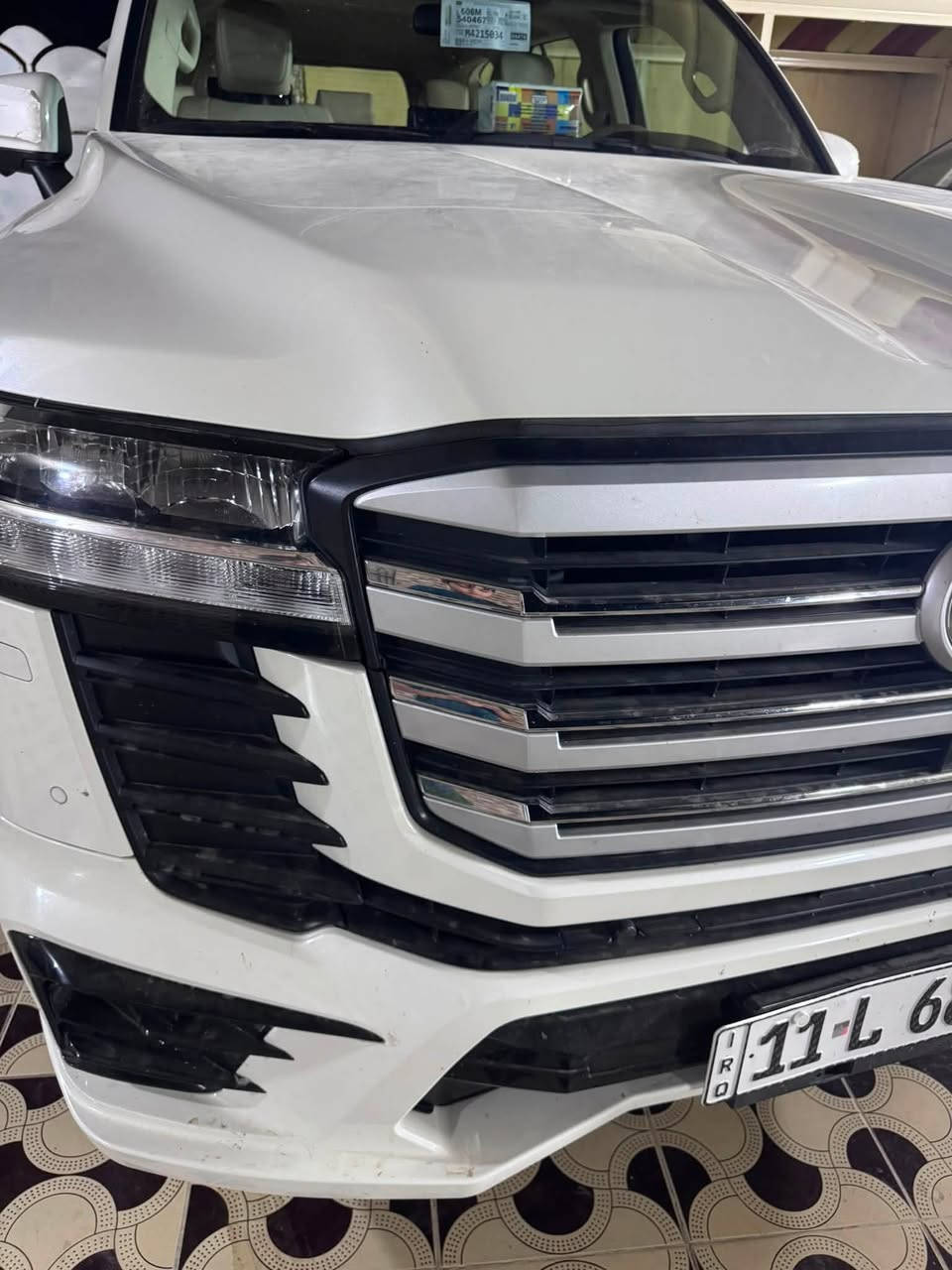 لاندكروزر GXR LIMITED موديل 2024 

✅ موديل 2024 – لمتد
✅ محرك 4000cc V6 تنفس طبيعي
✅ وارد خليجي
✅ اللون أبيض لؤلؤي
✅ ماشية فقط 22 كم
✅ داخلية بيج
✅ شاشات خلفية
✅ السيارة مكفوله وحسب السونارين المرفقين
✅ بغداد السعر 700 ورقه ( والسياره باسمي)
***********
