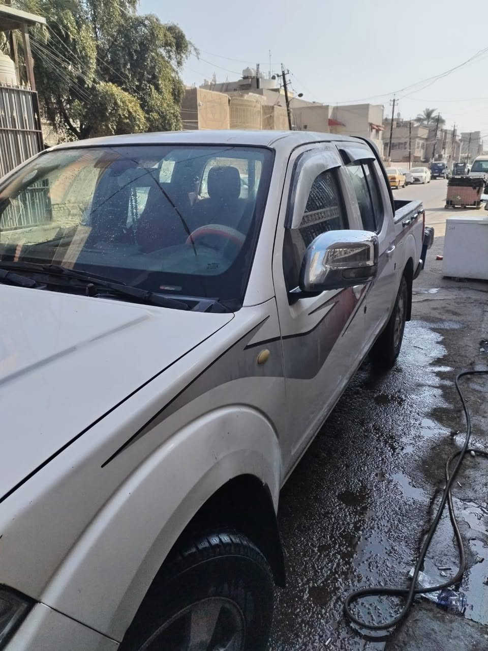 السلام عليكم لبيع بيكم نيفاره ٢٠١٢ مكان السياره بغداد الجديده هاذا رقمي *********** السعر ٩٥ وبيهه مجال
