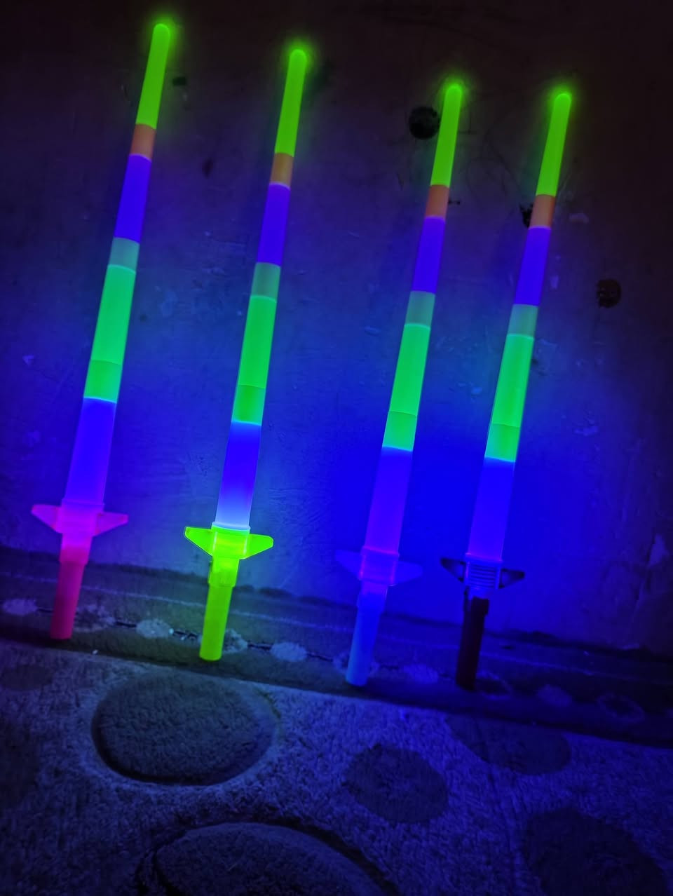 العب سيف 9
جمله  ترزن  عدد 12 
 سعر  8نص


**إذا كنت صاحب هذا الإعلان وتريد حذفه لأي سبب، رجاءا أرسل رسالة إلى الدعم الفني**