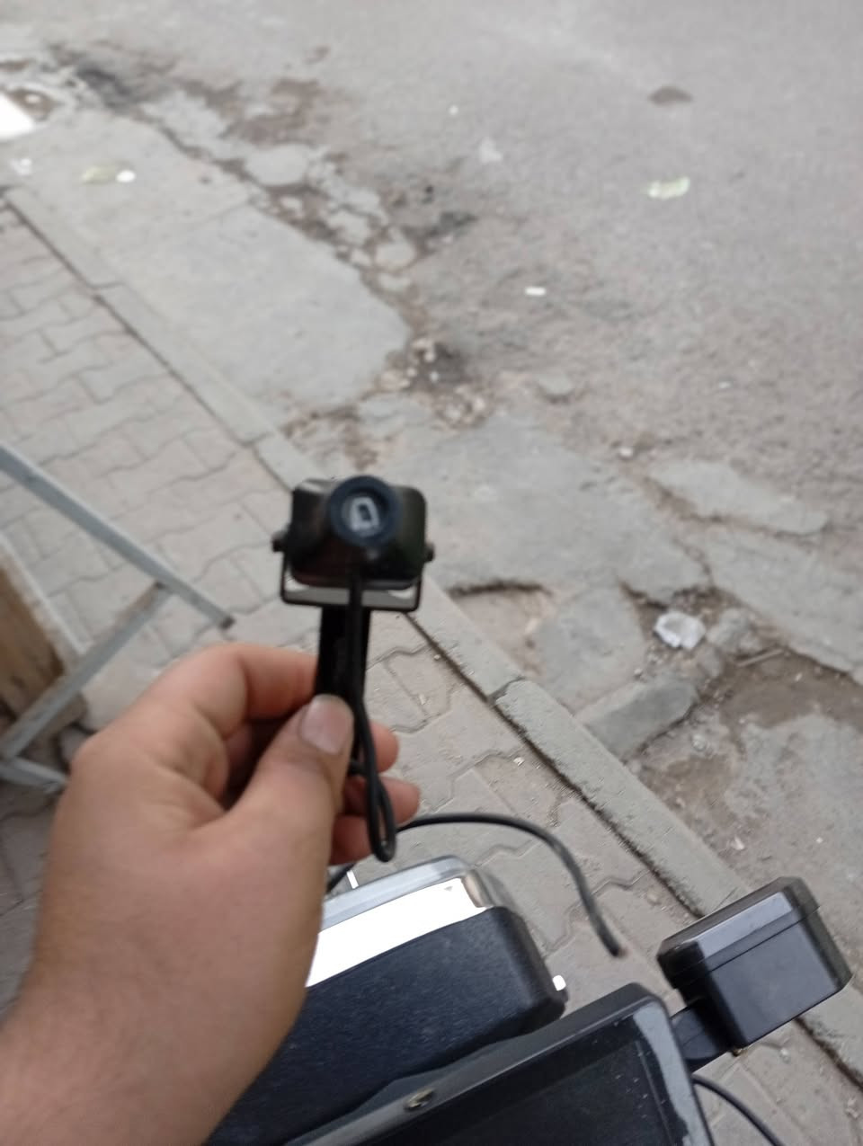 ليزر احمر لل بيع مكتوب سونك شغال كشي مابي سعره 15 مكان العلاوي. شارع 6


**إذا كنت صاحب هذا الإعلان وتريد حذفه لأي سبب، رجاءا أرسل رسالة إلى الدعم الفني**