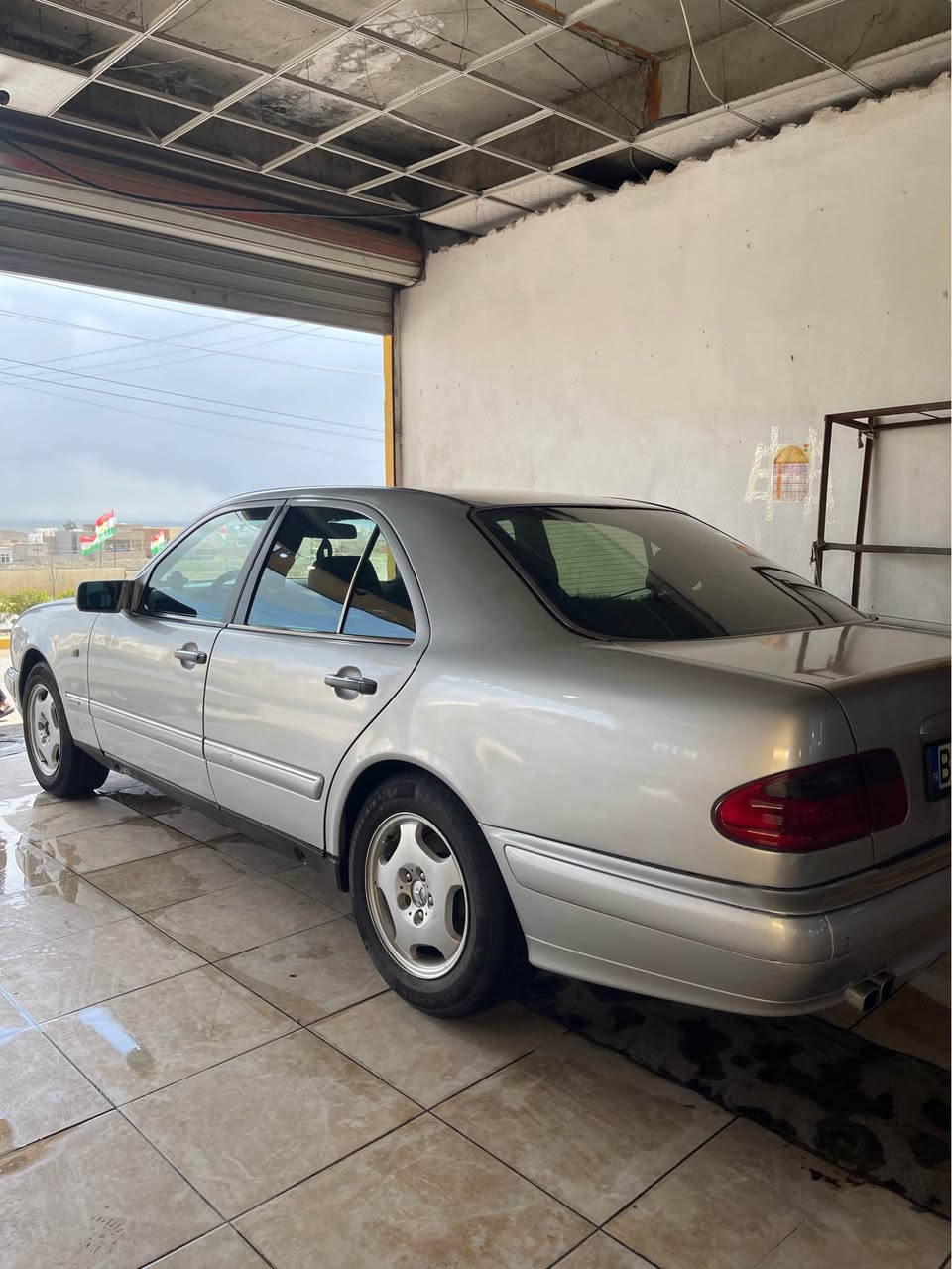 مارسدس عفريت
موديل ٢٠٠٠
فول فول كوشن سارو گرم كوشن جلد
سلايت
گيرو مكينه ب شرت
تقه و رقه و تخمه بشرت
عام به خ بو جاني بي ليدان
منفيس براهيم خليل
42 مجال *********** دهوك, العراق
