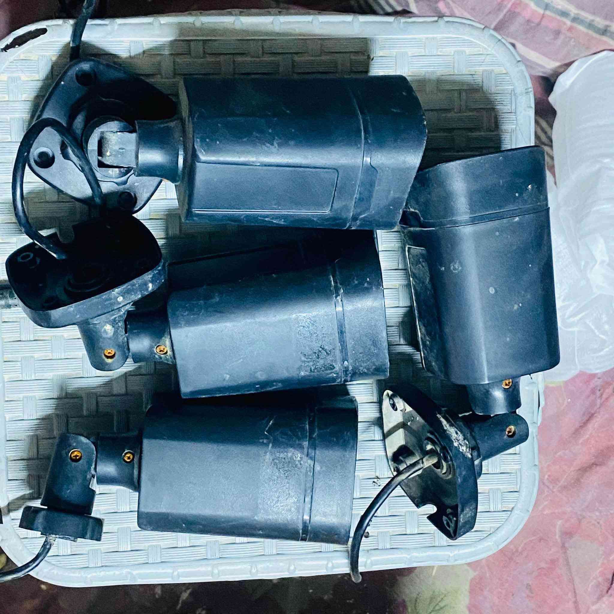 كاميرات للبيع اربع قطع مع وايرات  ومستخدمات اقل من شهر 🔴


**إذا كنت صاحب هذا الإعلان وتريد حذفه لأي سبب، رجاءا أرسل رسالة إلى الدعم الفني**