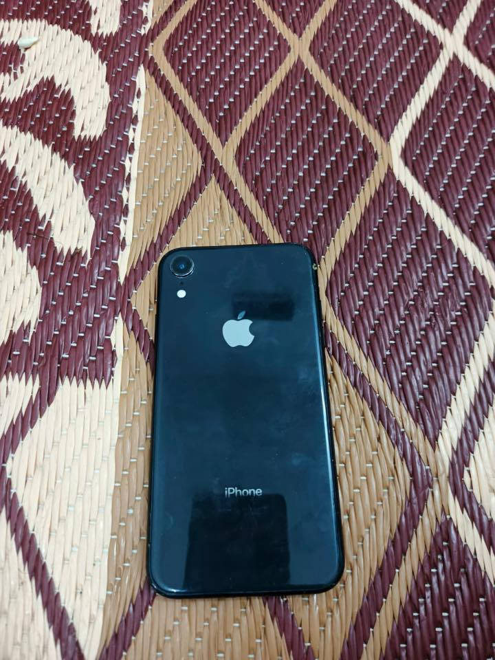 اكس آر بلادي ممفتوح فقط ضهر مبدل كله بلادي وكله شغال جهاز نضيف سعر ١٥٠بيً مجال بطاريه ٨٥ مدينه صدر ***********
