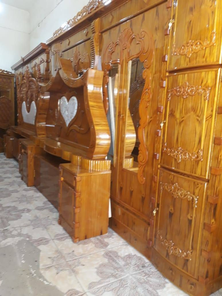 توج خيمة
العنوان ديالي 

*********** واتساب
