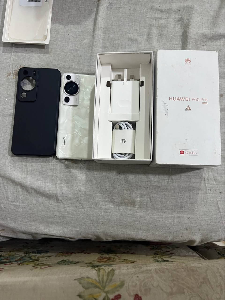 هواوي P60 برو ذاكره 512 العشوائيه 12 نظيف جدا جدا كامل ملحقات البطاريه 100 المعالج سناب دراگون 8+ Gen 1 مكاني بغداد العطيفيه *********** سعره 450 الف بغداد, العراق
