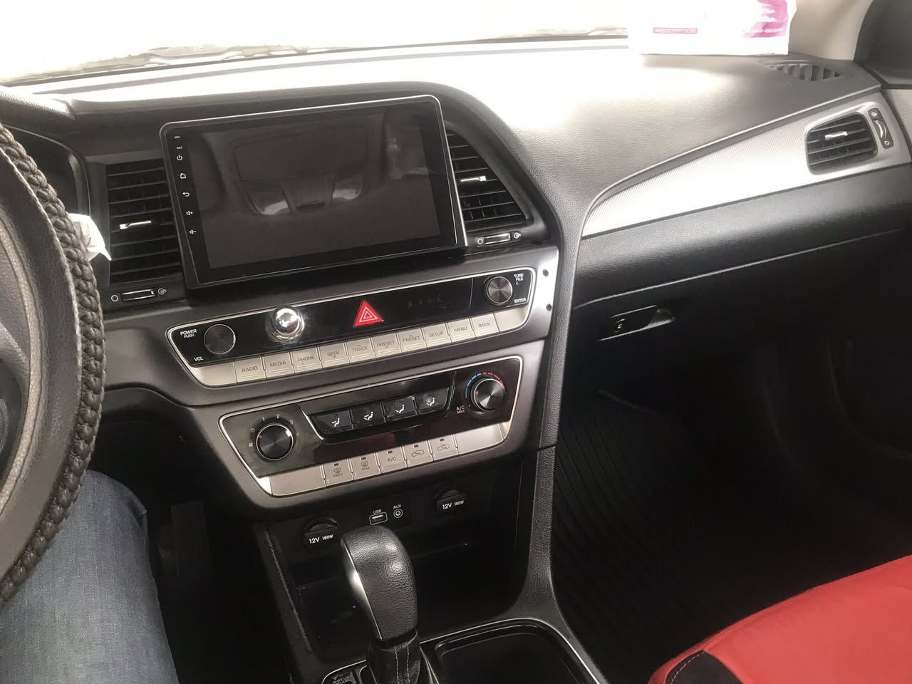 سوناتا ٢٠٢١ اربيل ..مكينة ٢٠٠٠ دوش .. كفالة من الضربة والصبغ والتبديل ..شاشة كاميرا حساس 
السعر ١٧٥ ورقة وبيعه مجال بسيط للطيبين 
رقم الهاتف : ***********
