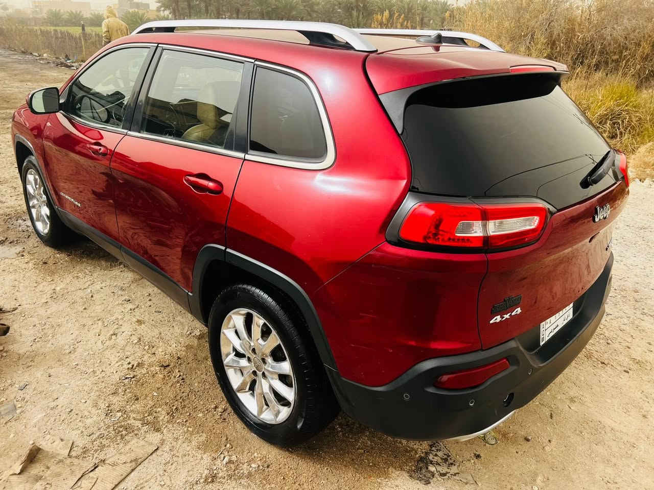 للبيع او مراوس 
جيب 2015 
فول مواصفات 1/1 عدا الفتحه 
محرك6 سلندر 
مكفوله من تبديل وضربه 
بيه 3 قطع صبغ بدون دواخل 
جاهزه سياره من كلشي 
السعر 128 وبيها مجال 
رقم ذي قار تحويل ثاني يوم 
عنوان ناصريه 
***********
