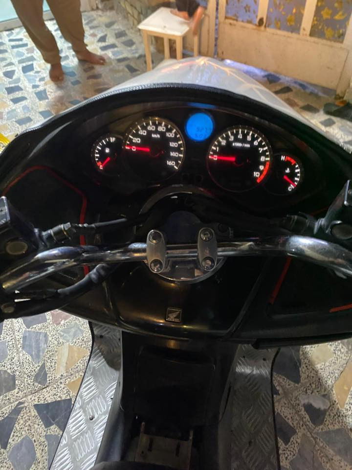 فورزه 08 للبيع بغداد حي اور للتواصل على الواتساب *********** الدراجه نضيفه فقط طوافه عاطله 
السعر 500
