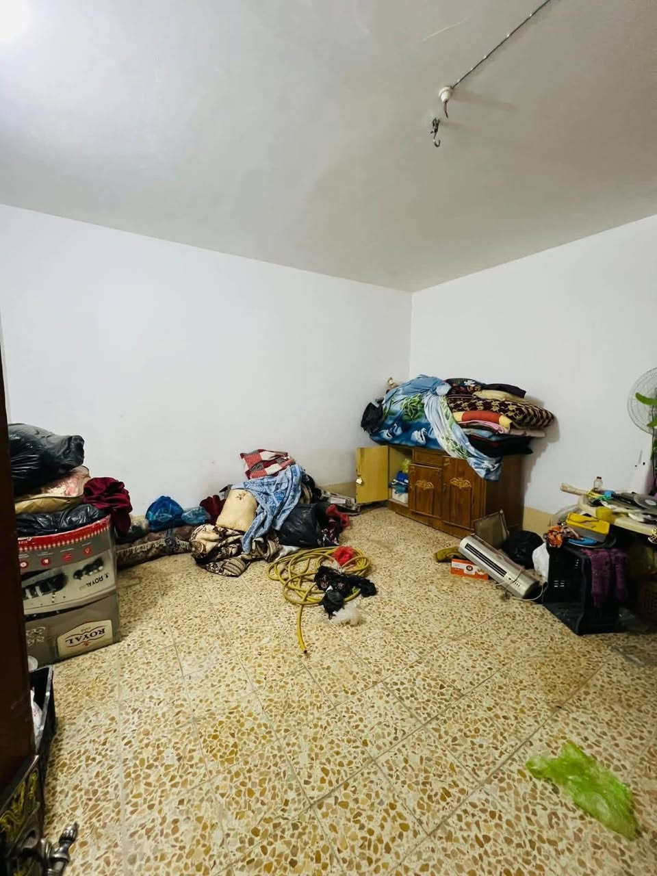 بيت ١٥٧متر قطاع ٣١ شارع ١٠متر ٣ غرف وصالة واستقبال ومطبخ السعر ١٧٣مليون مع المجال او مراوس بعقار اخر للاستفسار مكتب سيد هاشم الذبحاوي النجف الاشرف الكوفة حي ميسان ركن شارع البوريات ***********واتساب نستقبل جميع العروض عرصات بيوت مشتملات راسلونا مع الصور على الواتساب اعلاه
