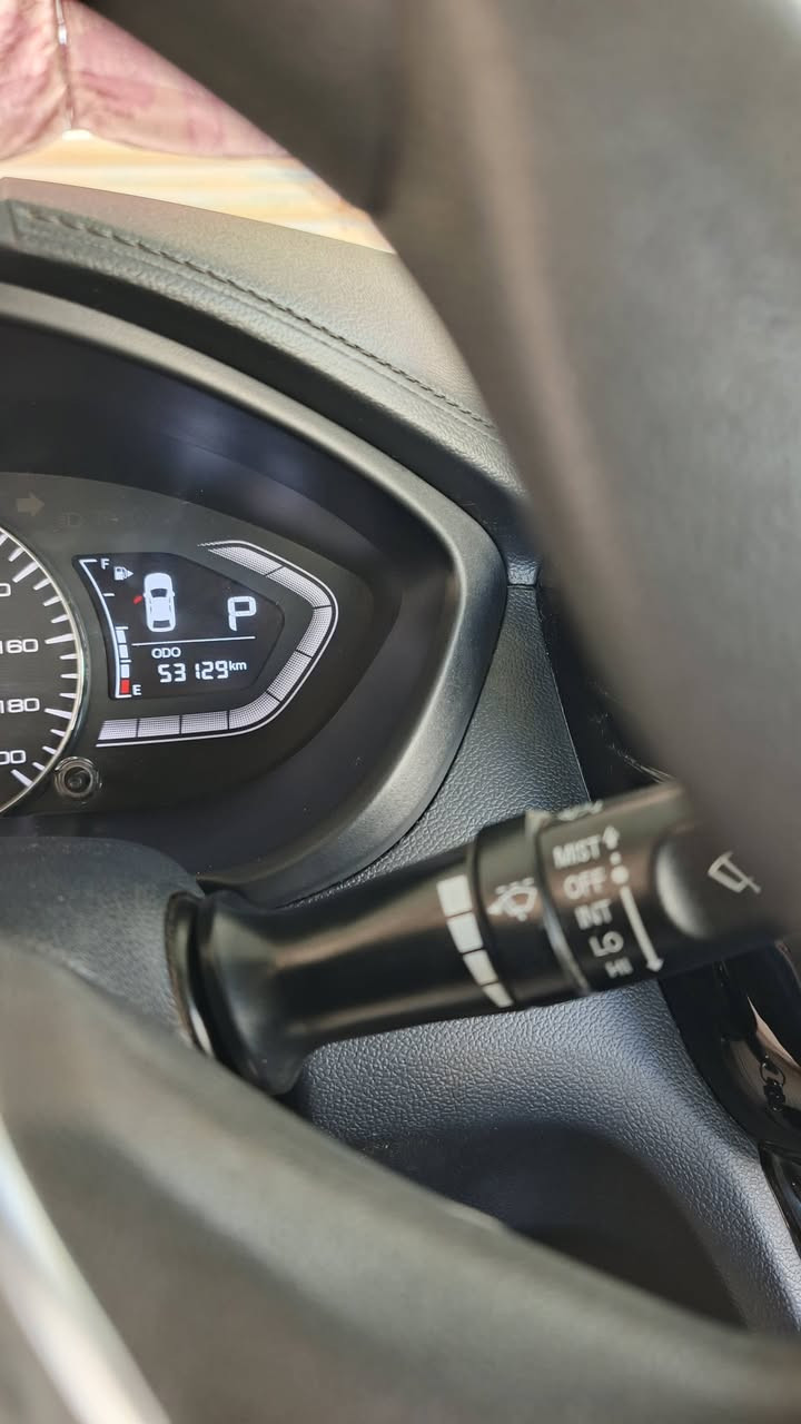 سلام عليكم شنجان مديل 2020سياره على وضعه الشركه ماشيه 53  رقم بغداد دولي بسمي مكفوله كفاله عامه من الضربه صبغ وبارد السعر 87بيه مجال بسيط مكان السياره بغداد الكرخ الهاتف *********** اتصال او تساب
