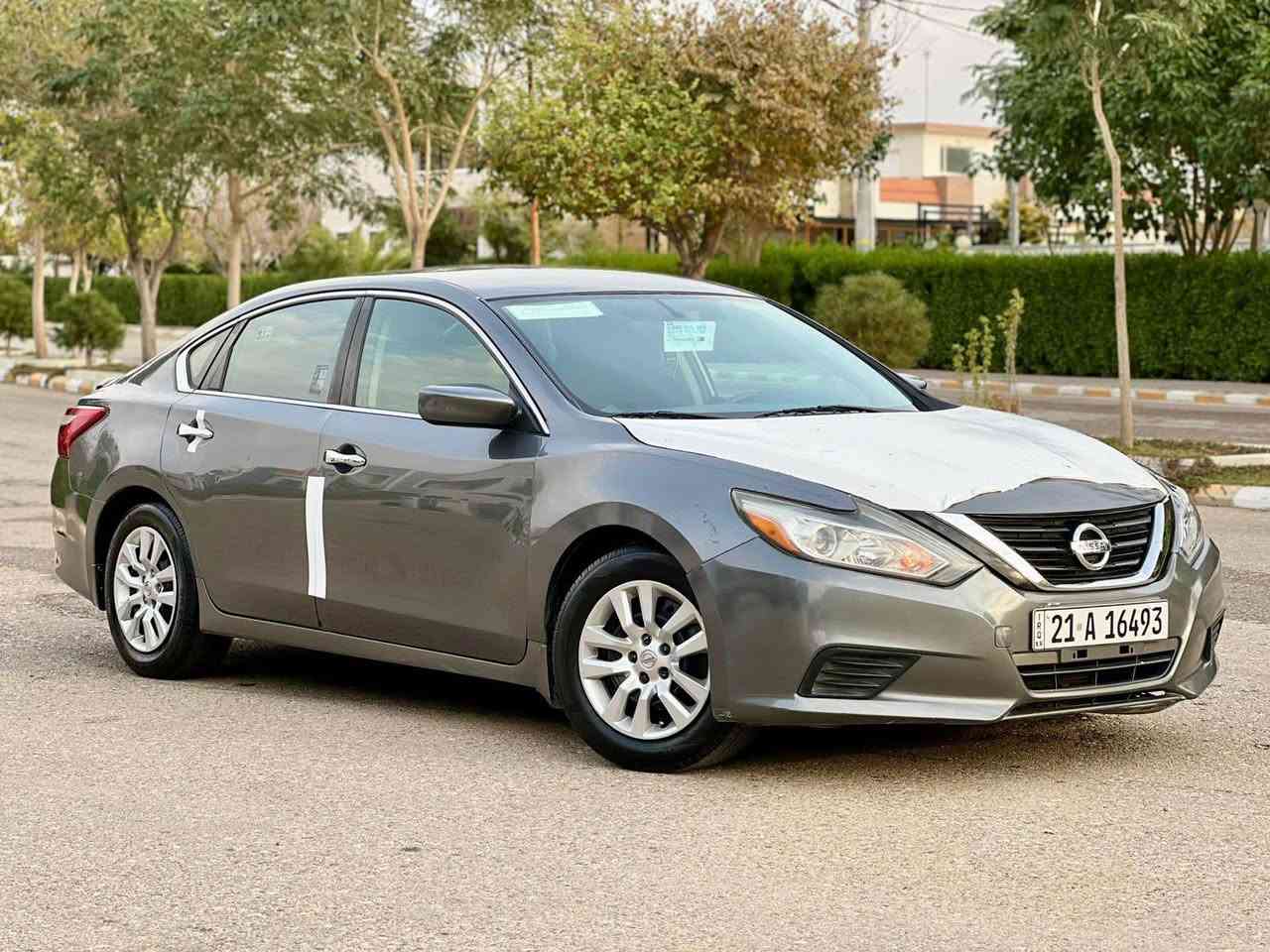 سلام عليكم 
للبيع والمراوسه 
نيسان التيما 
موديل 2017
مواصفات S
كامره 
شاشه
ماشيه 
كشن كهربائي 
سنويه و رقم جديد 
ضرر فقط جامرلغ وبنيد بدون اي دواخل 
مكان السيارة دياله خانقين 
*********** خناقين, ديالى
