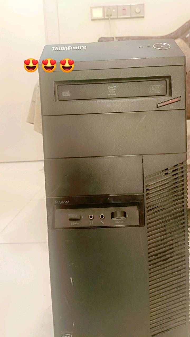 تجميعه من شركه لينوفو للبيع 
مواصفاته 
RX 580 8g
I7 4770
ram 16 ddr3
جربت عليه جميع الالعاب تقريباً 
بيهه هاردين واحد SSD 128
HDD 500
كاونتر سترايك عل تثبيت الفريمات وأعلى الاعدادات 65 فريم ثابته مع التثبيت ركزوا
وبقيت الالعاب كلهن فوك ال60
سعرهه 260 الف مكاني بغداد الدوره مجمع جوهره بغداد السكني 
رقمي ***********