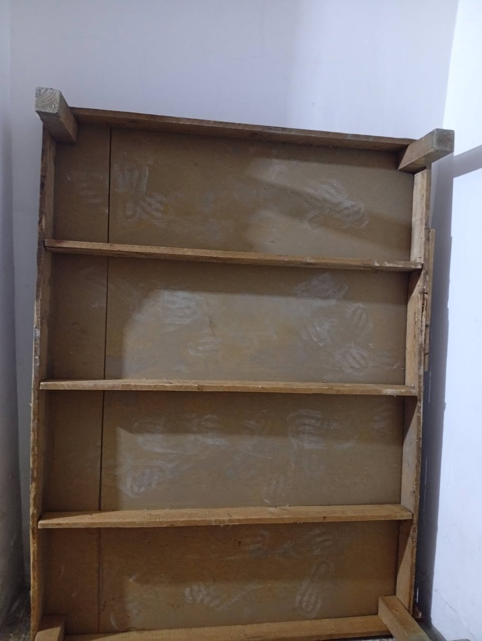 دوشك نفرين 20 
بوفية 60
ميز بلازمة 20 
صومية نفرين 10 
مكاني الحرية


**إذا كنت صاحب هذا الإعلان وتريد حذفه لأي سبب، رجاءا أرسل رسالة إلى الدعم الفني**