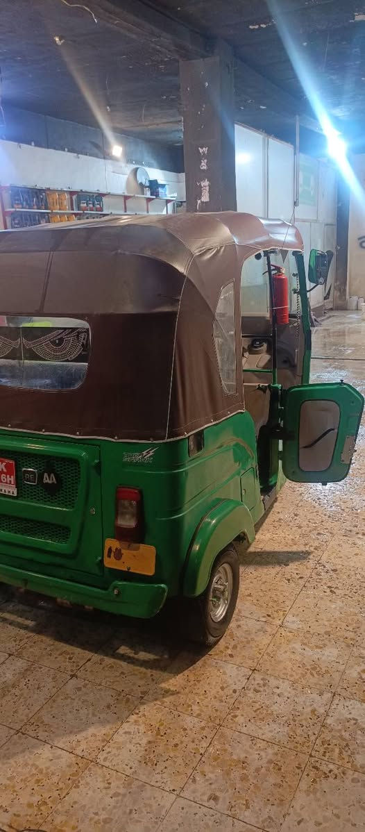 سلام عليكم تكتك21 للبيع السعر وباقي التفاصيل خاص رقم ***********بي واتساب
