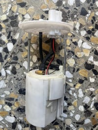 عبوة مال سنتافيا مال تفصيخ نقصهة بس طوافة رايدهة ب ١٠٠  07838918664