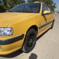 بيجو بارص 2015  السياره بلاديه ومكفول من ضربه وتبديل وكير ومكينه وتبري...