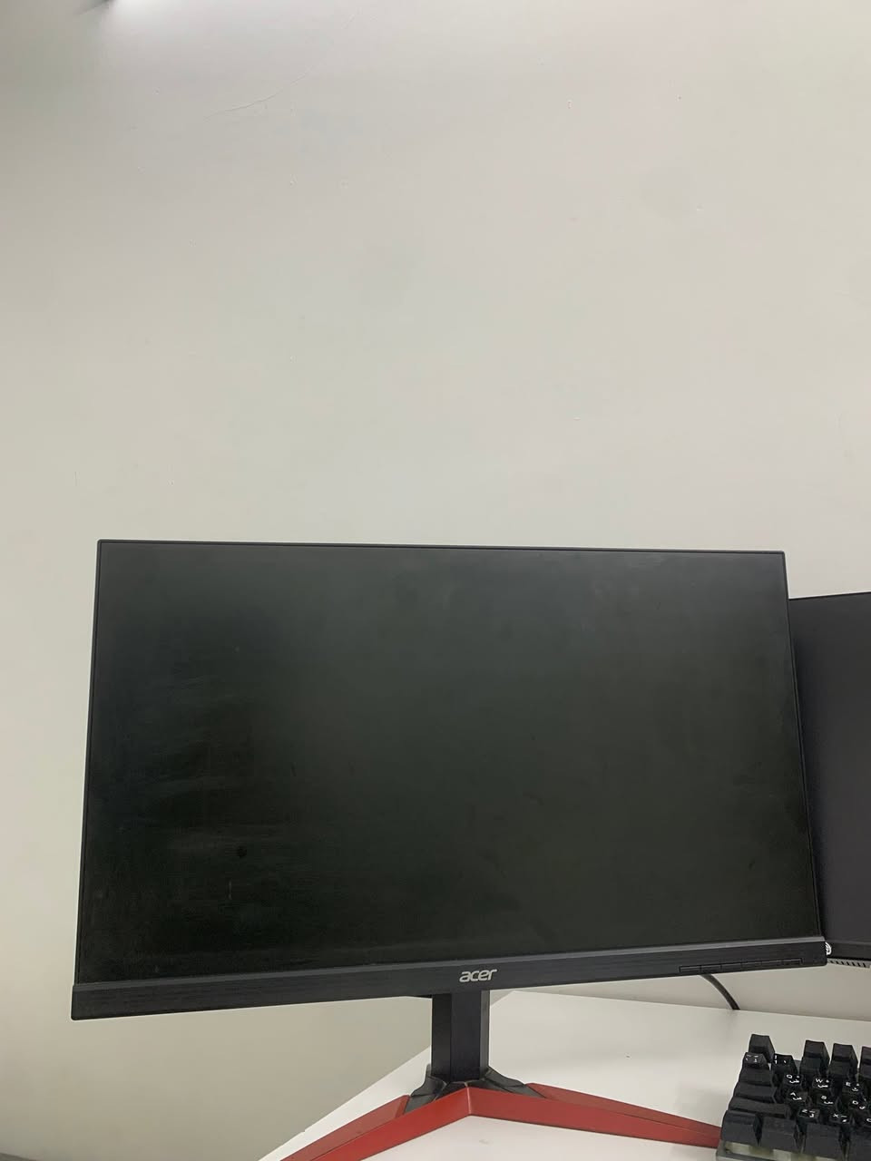 سلام عليكم حاسبتي للبيع
مواصفات 
Metherbord H510
GTX1650 OC
Corei3 10000
RAM 8 
SSD128
HDD500
وتجي وياها شاشه acer 60HZ

رقمي ***********
